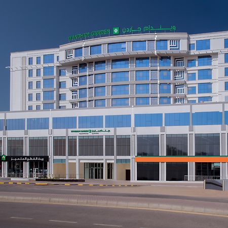 Wyndham Garden Muscat Al Khuwair Mascate Exterior foto