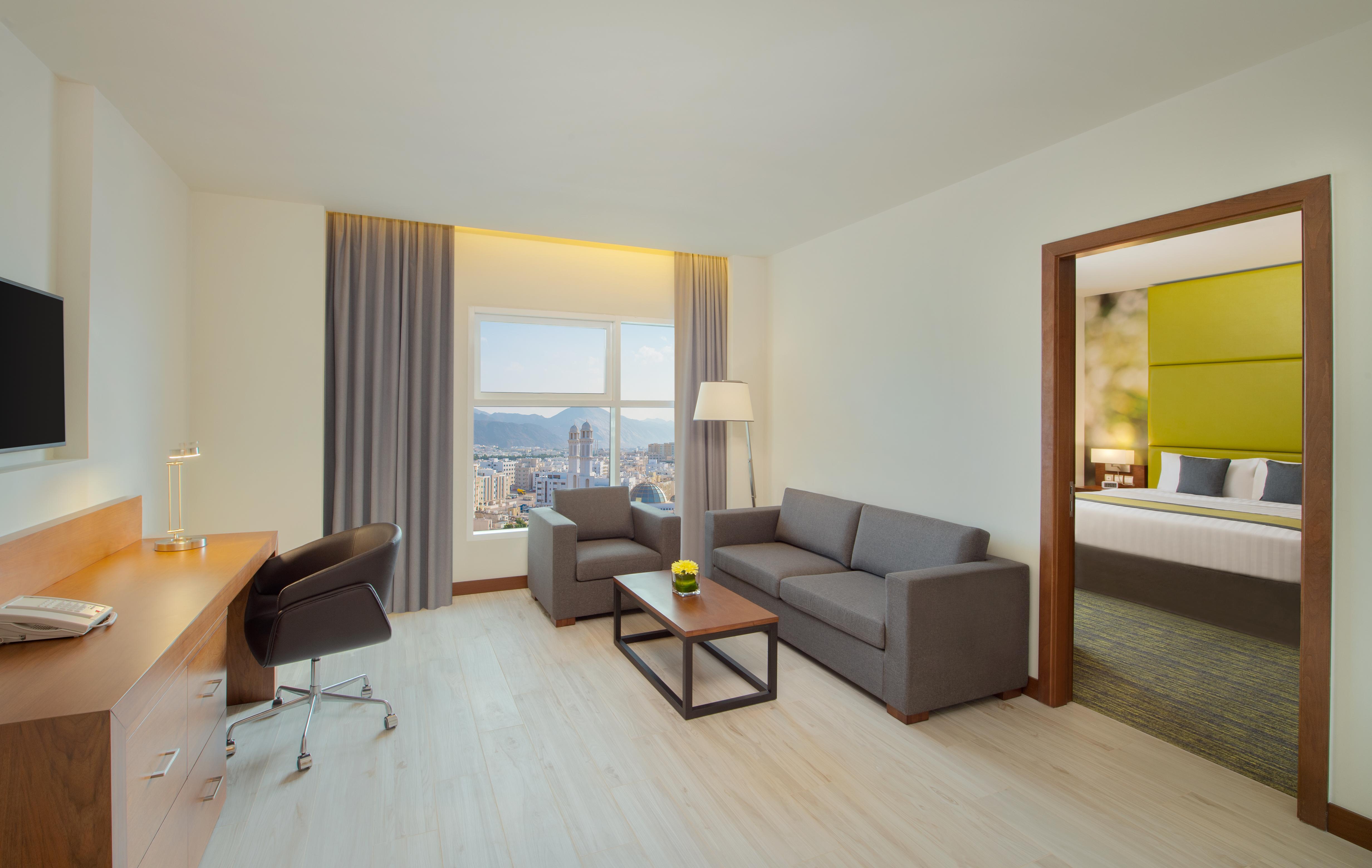 Wyndham Garden Muscat Al Khuwair Mascate Exterior foto