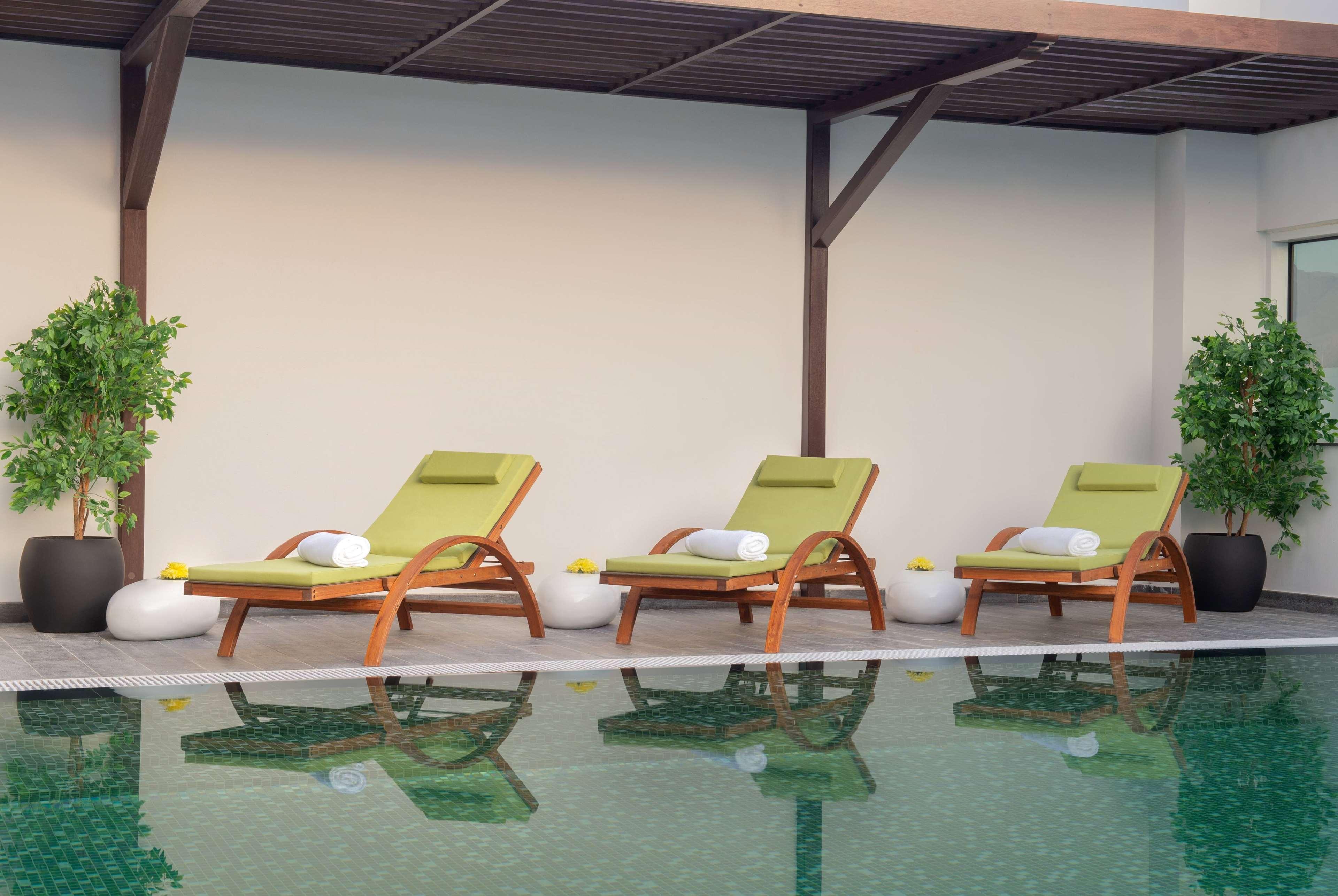 Wyndham Garden Muscat Al Khuwair Mascate Exterior foto