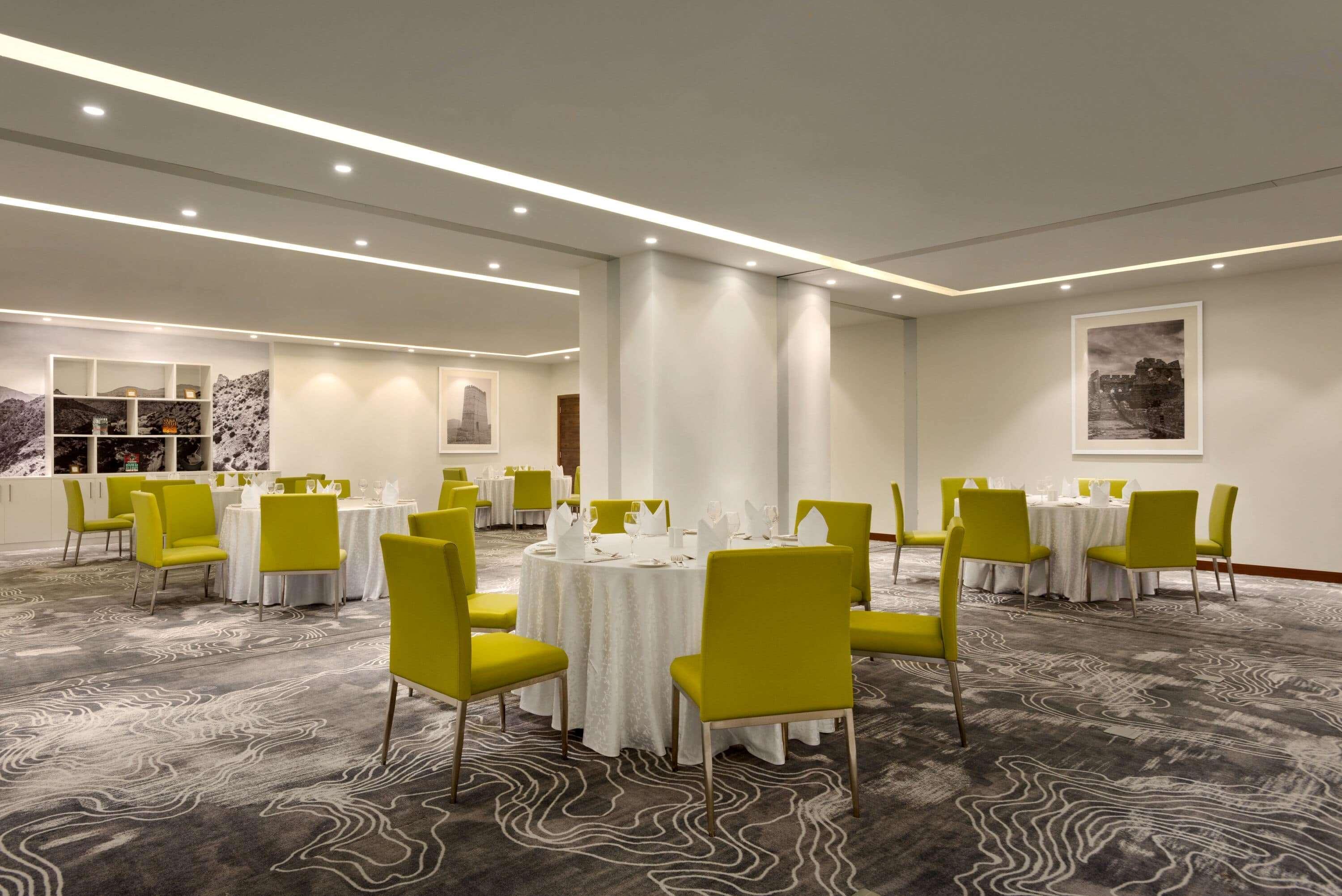Wyndham Garden Muscat Al Khuwair Mascate Exterior foto