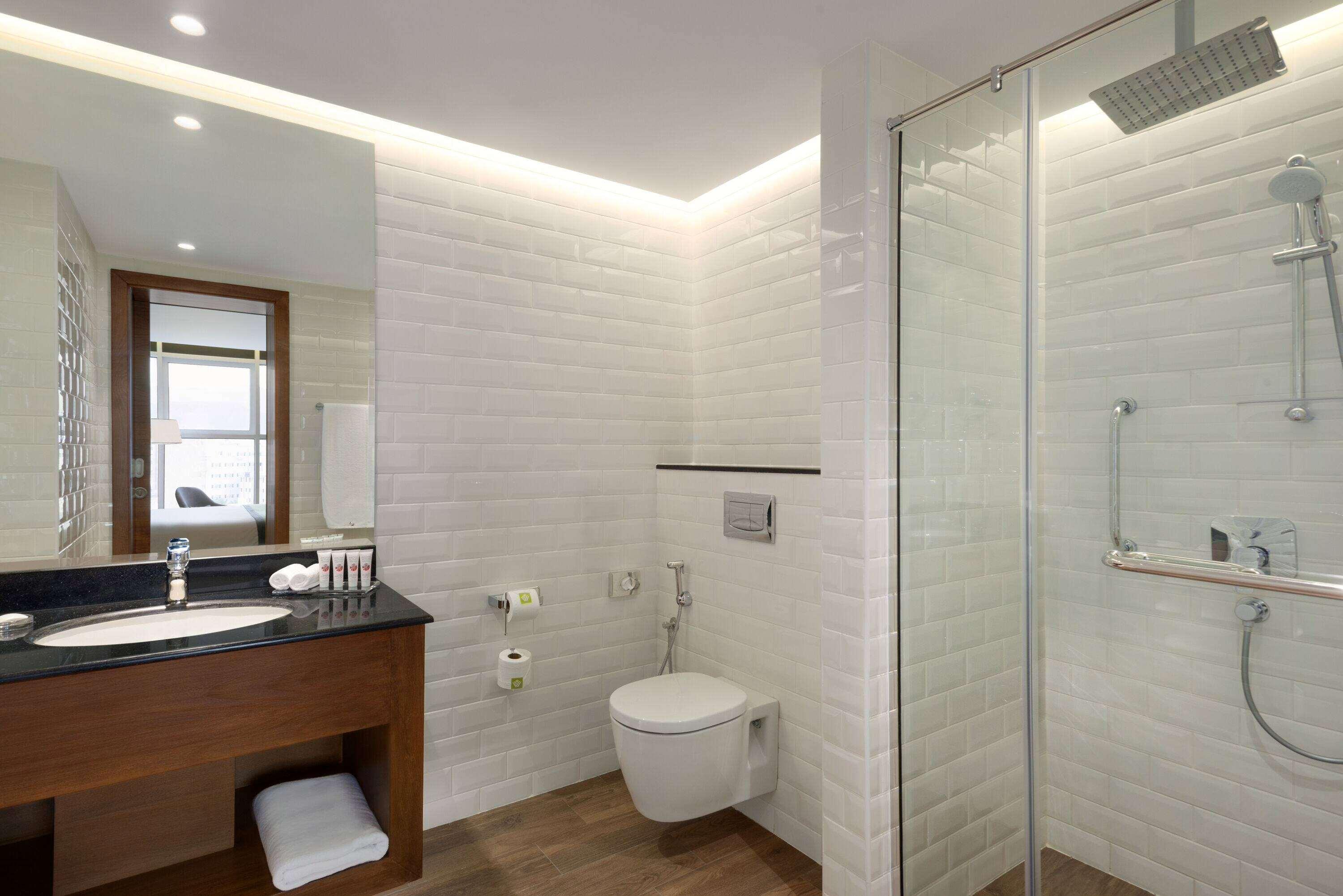 Wyndham Garden Muscat Al Khuwair Mascate Exterior foto