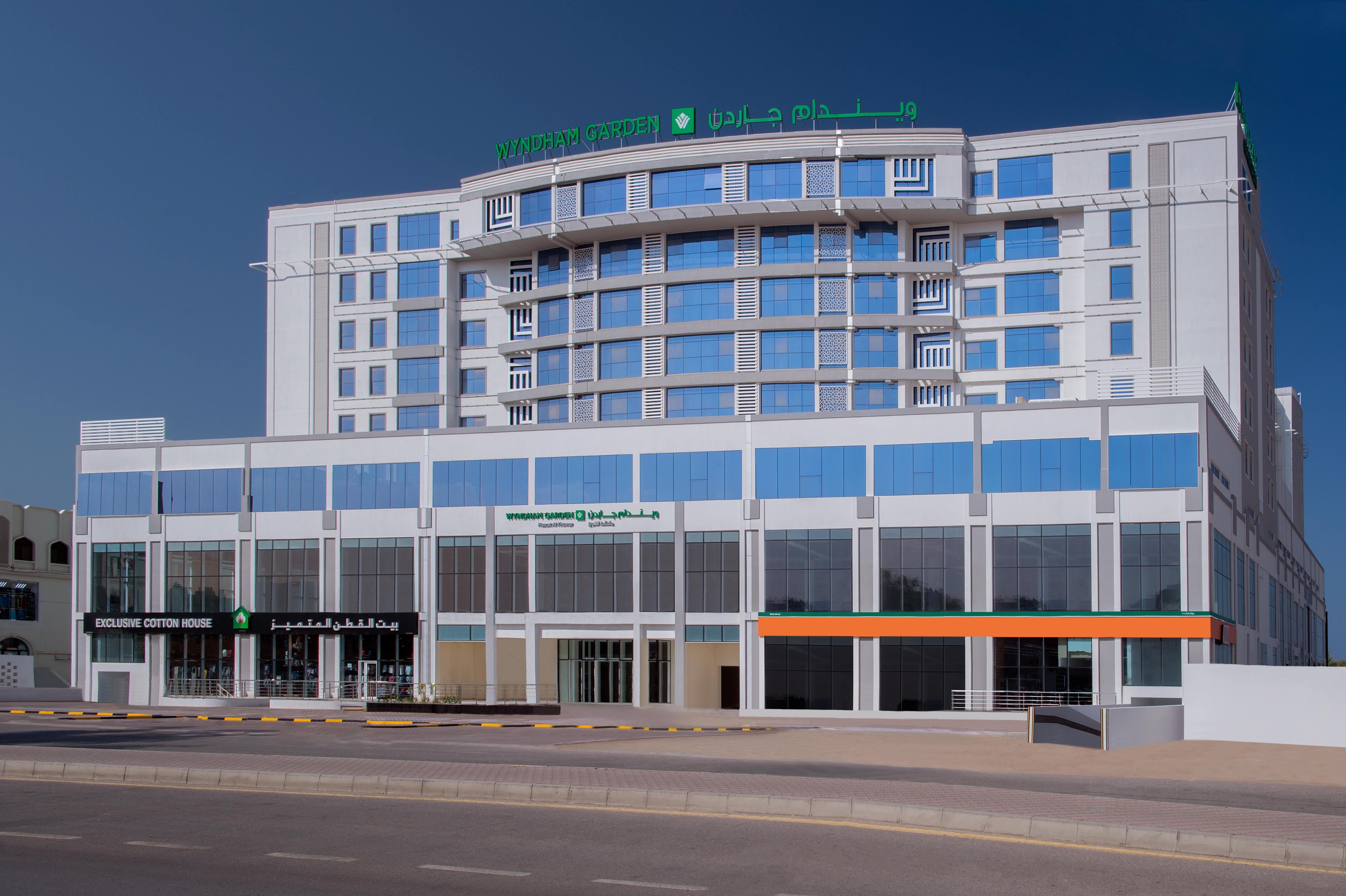 Wyndham Garden Muscat Al Khuwair Mascate Exterior foto